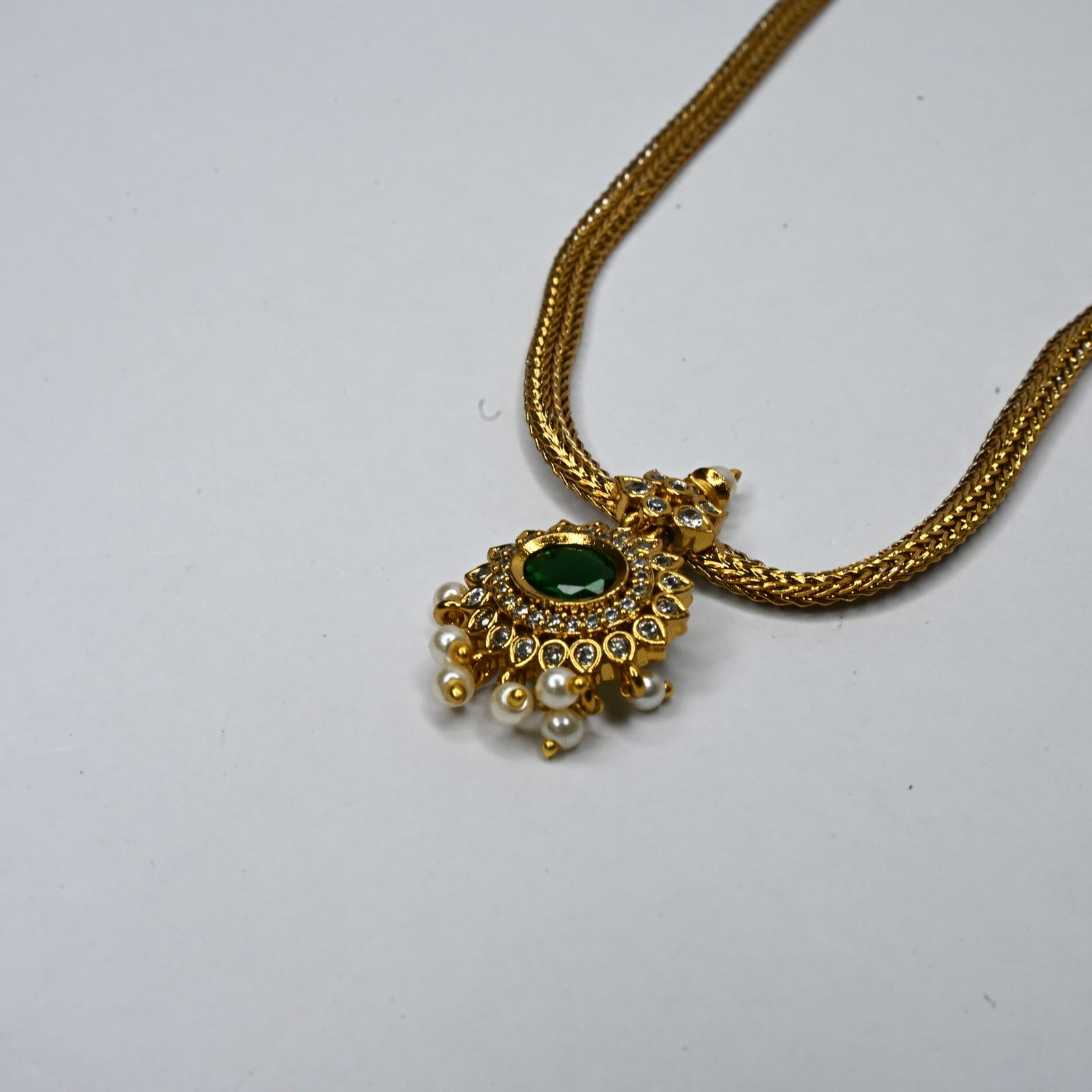 Single stone Pendant Nanthad