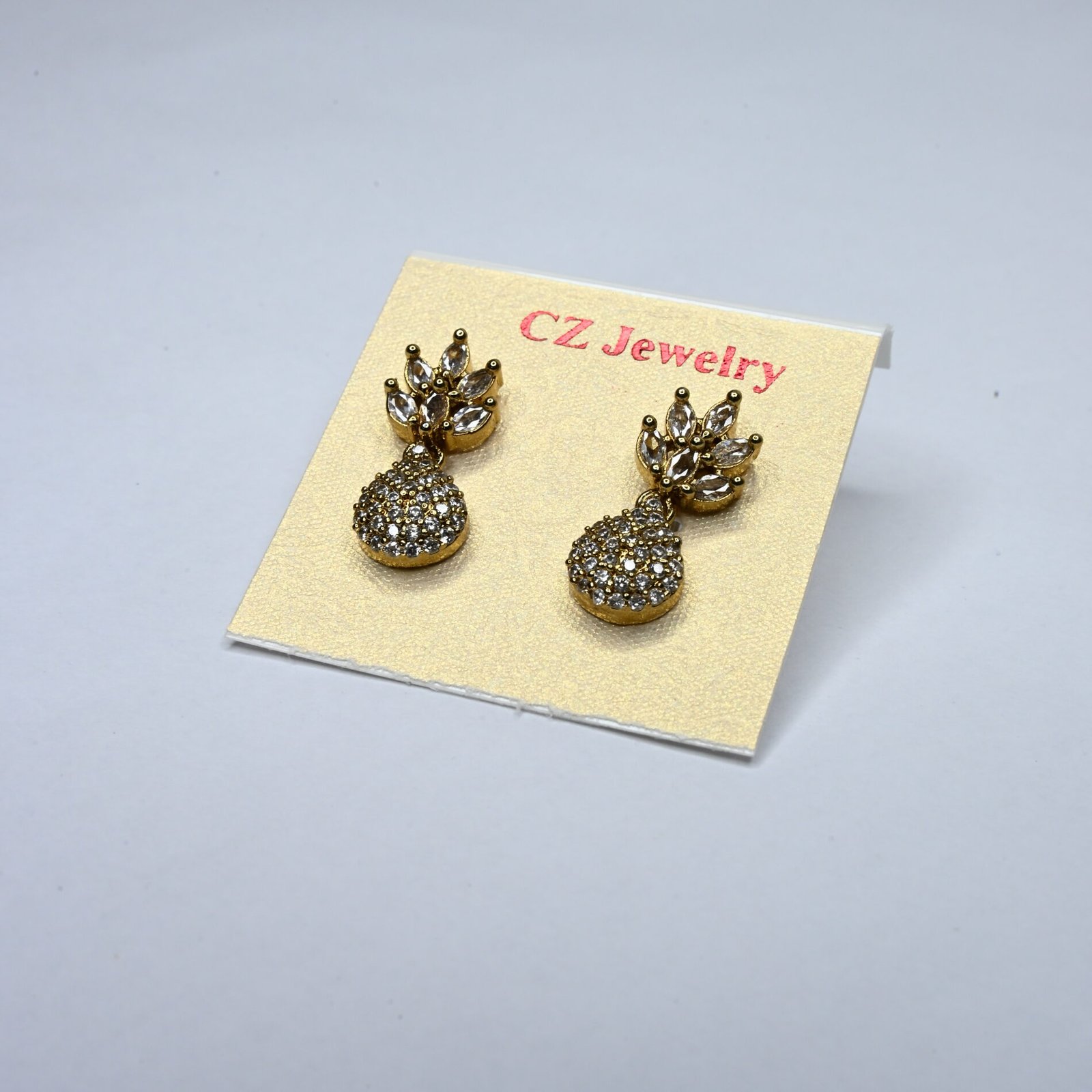 Wjite Stone Earrings