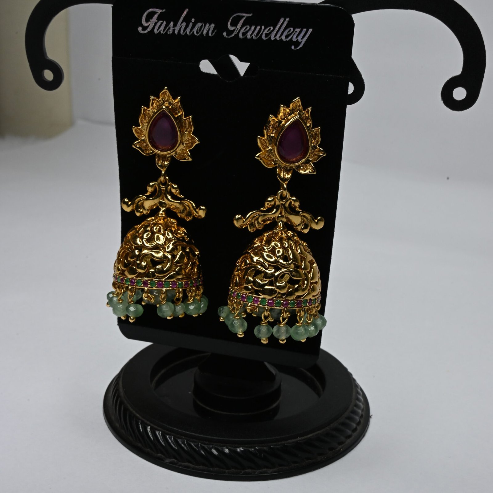 Designer Jumka